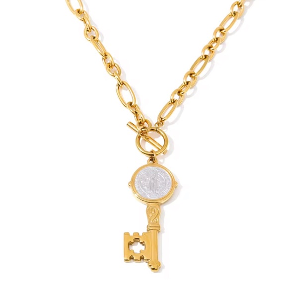 Anthropologie Gold Stainless Steel Key Pendant Necklace ✨ - Picture 1 of 11